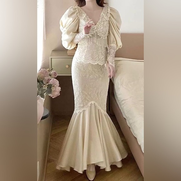 Cachet Dresses & Skirts - Vintage Cachet Bari Protas cream lace beaded wedding prom formal gown size S